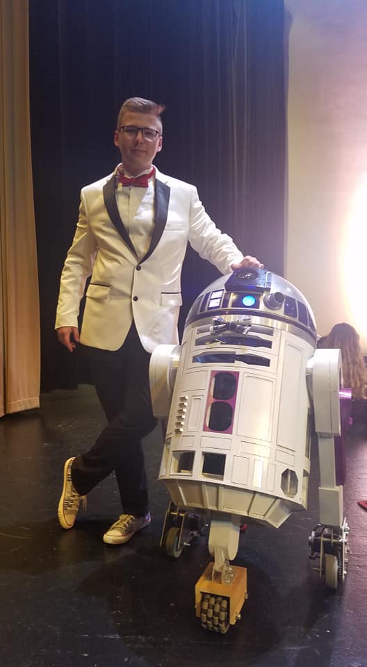 Jedi Jake's R2-D2 project image